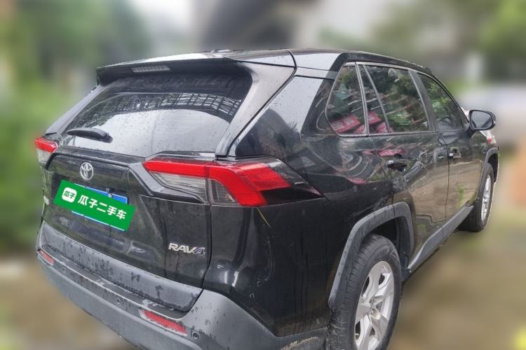 Used Toyota RAV4 2022 2.0L CVT Two-Wheel Drive Urban Edition Rear Right 45 Deg
