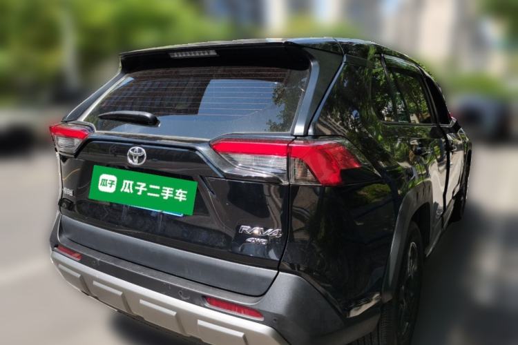 Used Toyota RAV4 2022 2.0L CVT 4x4 Style Plus Edition Rear Right 45 Deg