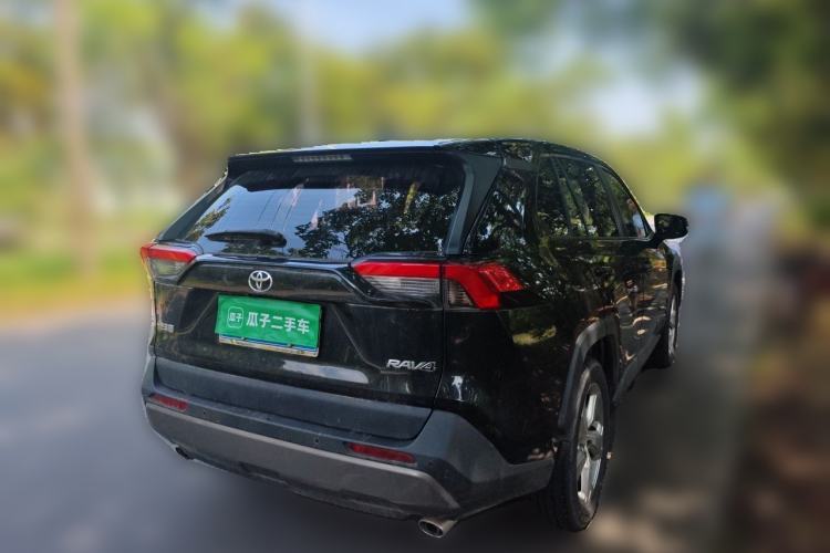 Used Toyota RAV4 2022 2.0L CVT Two-Wheel Drive Fashion Plus Edition Rear Right 45 Deg
