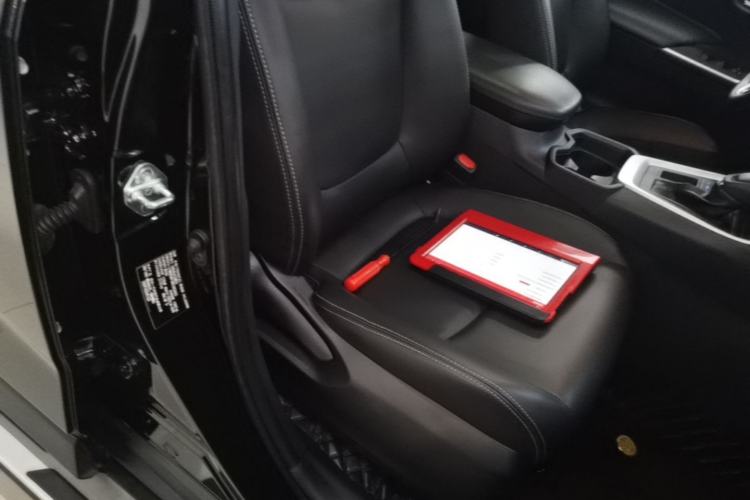 Used Toyota RAV4 2022 2.0L CVT Two-Wheel Drive Fashion Edition Right Front Seat