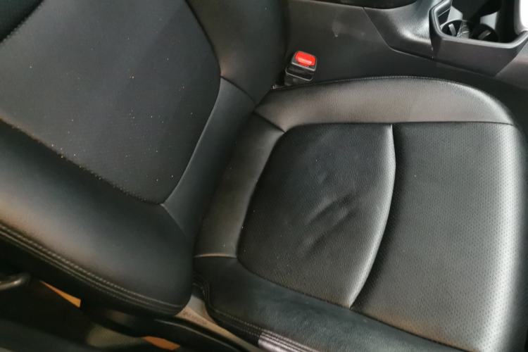 Used Toyota RAV4 2022 2.0L CVT Two-Wheel Drive Urban Edition Right Front Seat