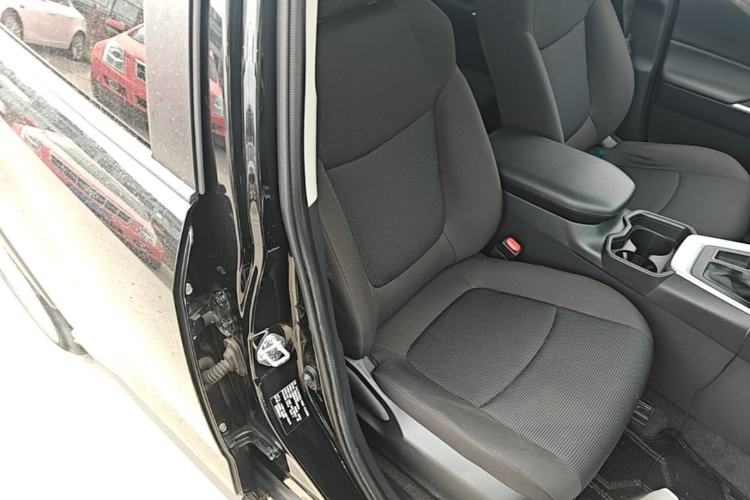 Used Toyota RAV4 2022 2.0L CVT Two-Wheel Drive Urban Edition Right Front Seat