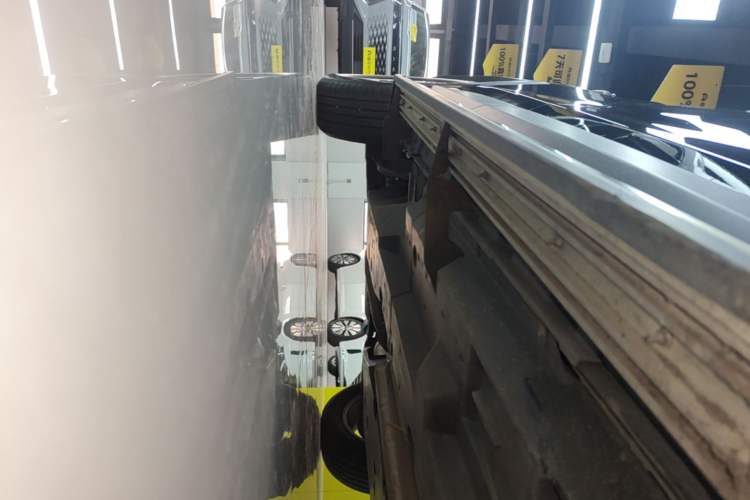 Used Toyota RAV4 2022 2.0L CVT Two-Wheel Drive Urban Edition Right Side Sill