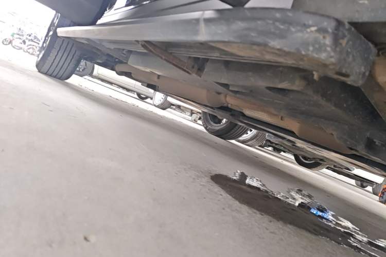 Used Toyota RAV4 2022 Dual-Engine 2.5L E-CVT Four-Wheel Drive Elite Plus Edition Right Side Sill