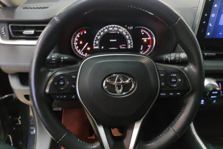 Used Toyota RAV4 2022 2.0L CVT Two-Wheel Drive Fashion Plus Edition Steering Wheel