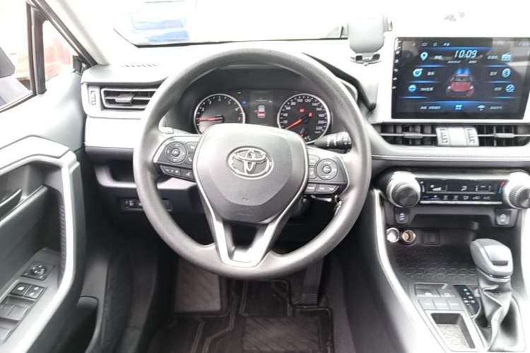 Used Toyota RAV4 2022 2.0L CVT Two-Wheel Drive Urban Edition Steering Wheel