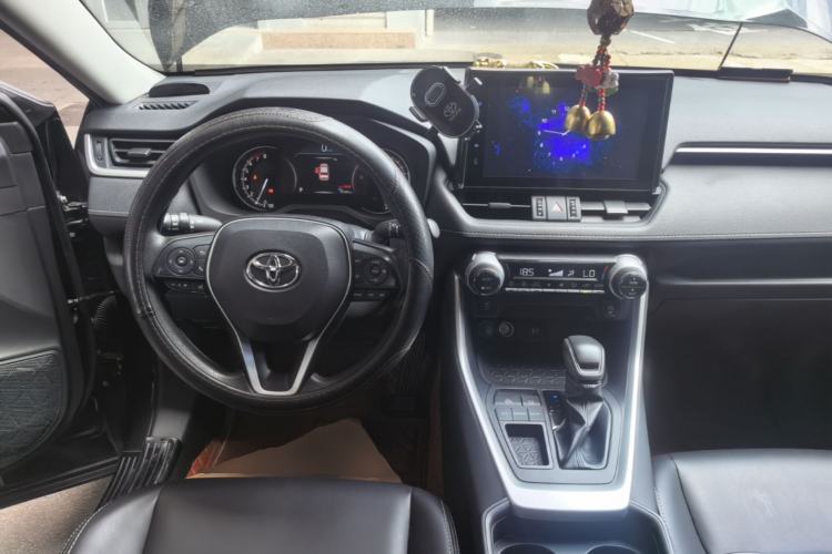 Used Toyota RAV4 2022 2.0L CVT Two-Wheel Drive Fashion Edition Steering Wheel