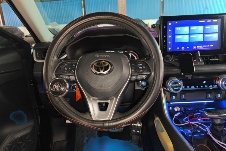 Used Toyota RAV4 2022 2.0L CVT Two-Wheel Drive Fashion Plus Edition Steering Wheel