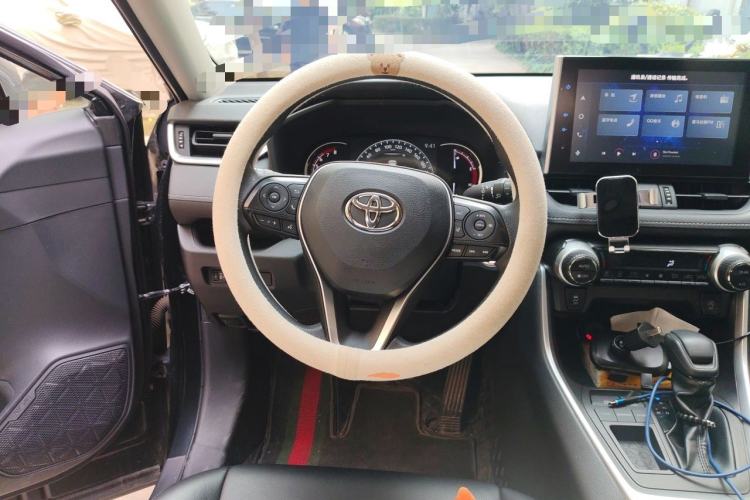 Used Toyota RAV4 2022 2.0L CVT Two-Wheel Drive Fashion Edition Steering Wheel