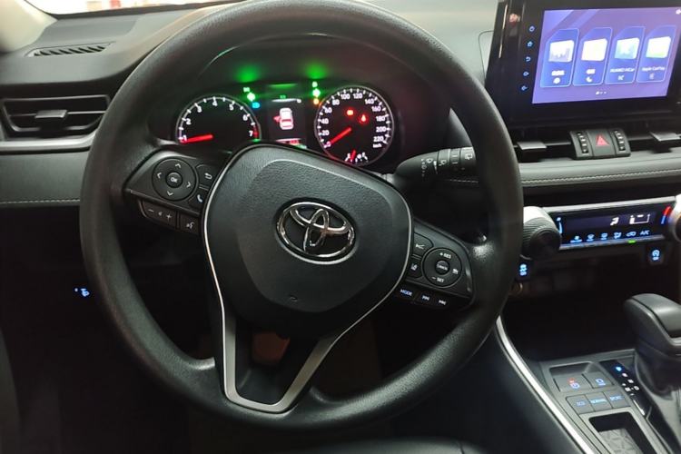 Used Toyota RAV4 2022 2.0L CVT Two-Wheel Drive Urban Edition Steering Wheel