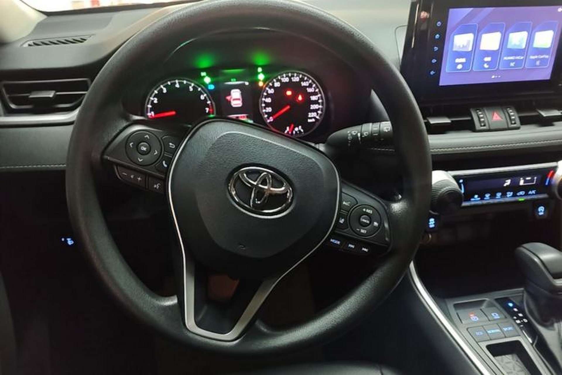 Used Toyota RAV4 2022 2.0L CVT Two-Wheel Drive Urban Edition Steering Wheel