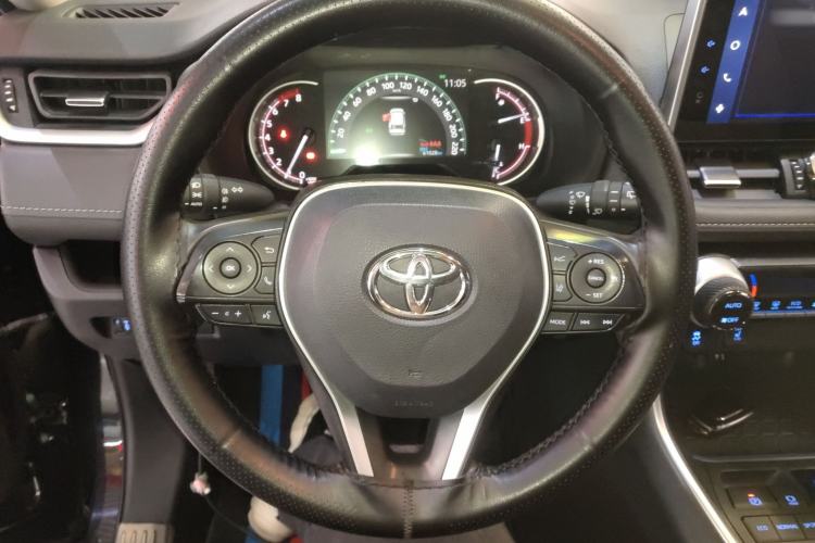 Used Toyota RAV4 2022 2.0L CVT Two-Wheel Drive Fashion Plus Edition Steering Wheel