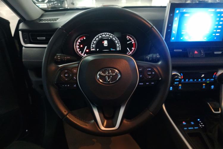 Used Toyota RAV4 2022 2.0L CVT Two-Wheel Drive Fashion Plus Edition Steering Wheel