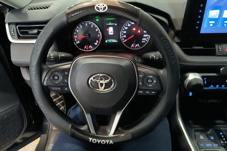 Used Toyota RAV4 2022 2.0L CVT Two-Wheel Drive Urban Edition Steering Wheel