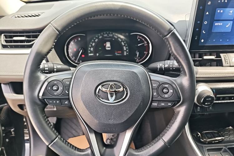 Used Toyota RAV4 2022 2.0L CVT Two-Wheel Drive Fashion Plus Edition Steering Wheel