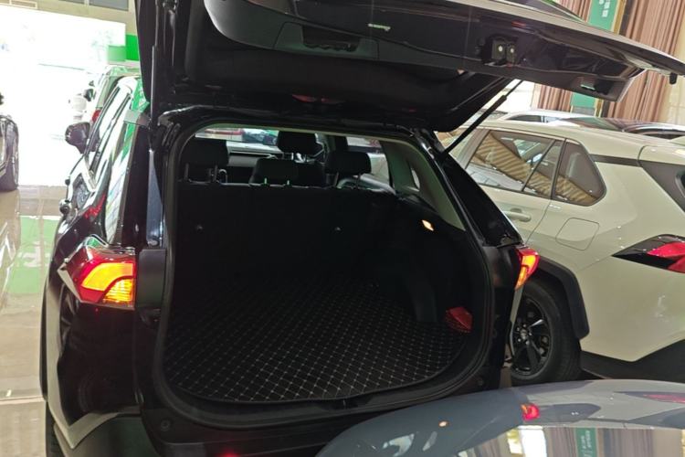 Used Toyota RAV4 2022 2.0L CVT Two-Wheel Drive Urban Edition Trunk