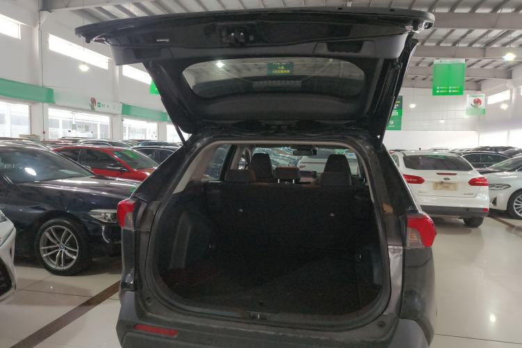 Used Toyota RAV4 2022 2.0L CVT Two-Wheel Drive Urban Edition Trunk