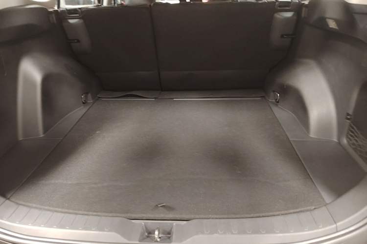 Used Toyota RAV4 2022 2.0L CVT Two-Wheel Drive Fashion Edition Trunk