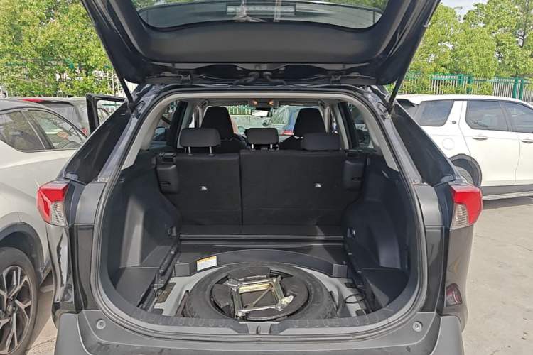 Used Toyota RAV4 2022 2.0L CVT Two-Wheel Drive Urban Edition Trunk