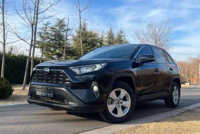 Used Toyota RAV4 2022 2.0L CVT Two-Wheel Drive Urban Edition