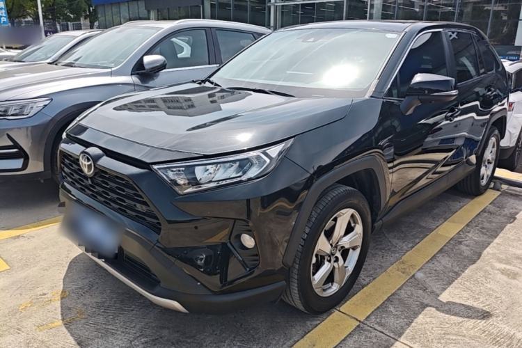 Used Toyota RAV4 2022 2.0L CVT Two-Wheel Drive Fashion Plus Edition Guazi used car, China used car export, Used car for sale, Used  cars, Cheapest cars for sale