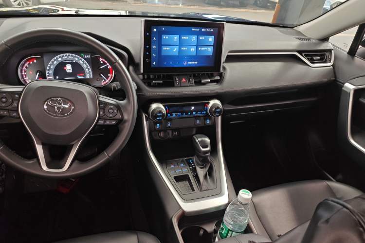 Used Toyota RAV4 2022 2.0L CVT Two-Wheel Drive Fashion Plus Edition Audio And AC Panel
