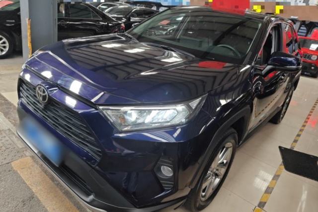 Used Toyota RAV4 2022 2.0L CVT Two-Wheel Drive Fashion Plus Edition