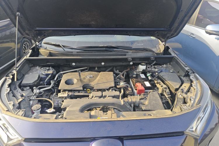 Used Toyota RAV4 2022 2.0L CVT Two-Wheel Drive Prestige Edition Engine Bay