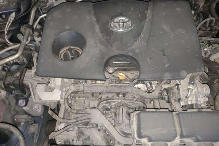Used Toyota RAV4 2022 2.0L CVT Two-Wheel Drive Fashion Plus Edition Engine Bay Right