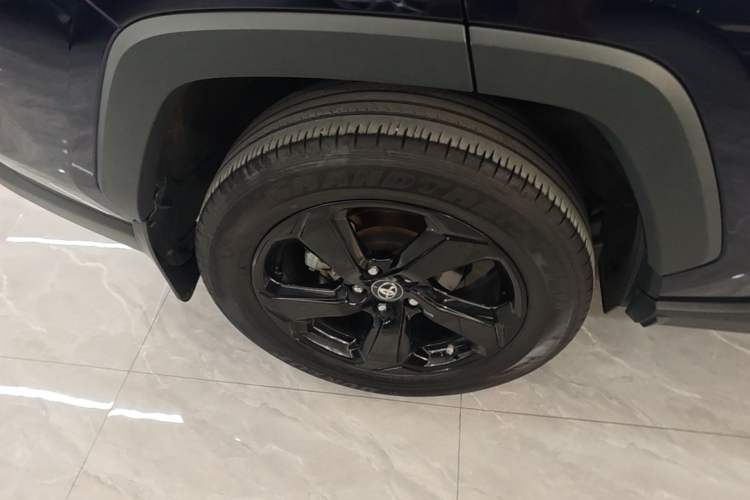 Used Toyota RAV4 2022 Dual-Engine 2.5L E-CVT Four-Wheel Drive Elite Plus Edition Exterior 5