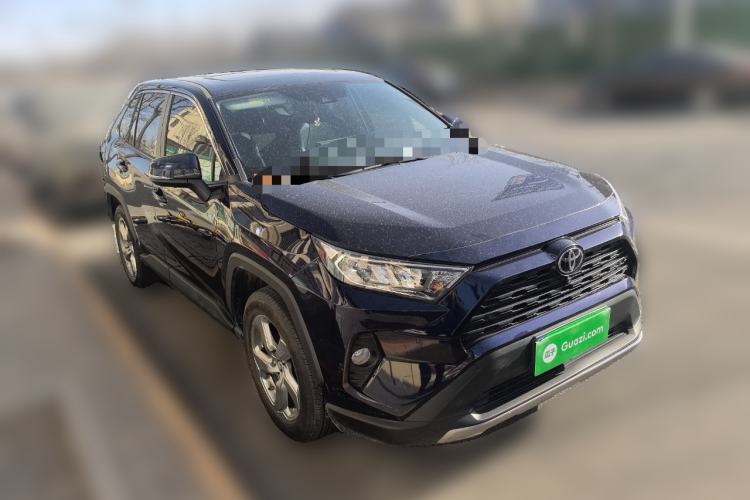 Used Toyota RAV4 2022 2.0L CVT Two-Wheel Drive Fashion Plus Edition Front Right 45 Deg