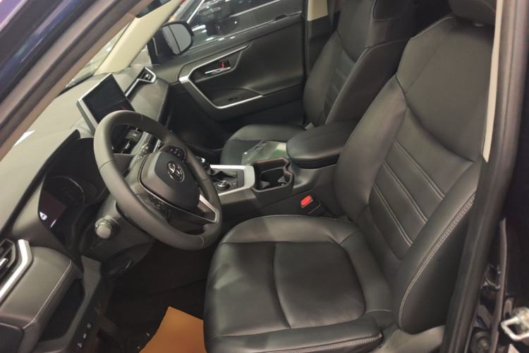 Used Toyota RAV4 2022 Dual-Engine 2.5L E-CVT Four-Wheel Drive Elite Plus Edition Left Front Seat