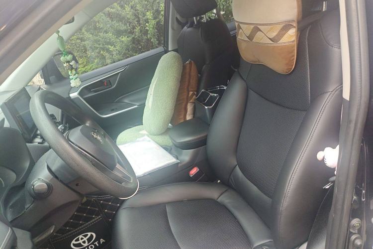 Used Toyota RAV4 2022 2.0L CVT Two-Wheel Drive Urban Edition Left Front Seat