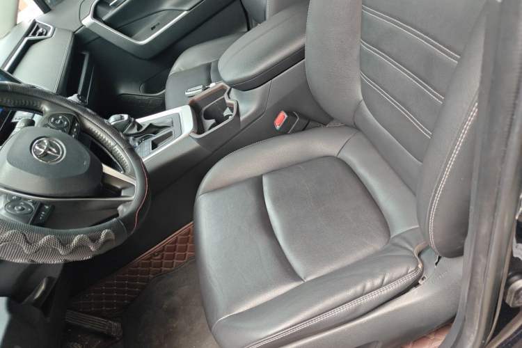 Used Toyota RAV4 2022 2.0L CVT Two-Wheel Drive Fashion Plus Edition Left Front Seat