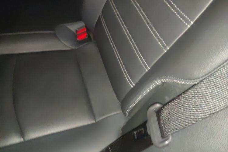 Used Toyota RAV4 2022 2.0L CVT Two-Wheel Drive Fashion Plus Edition Left Rear Seat