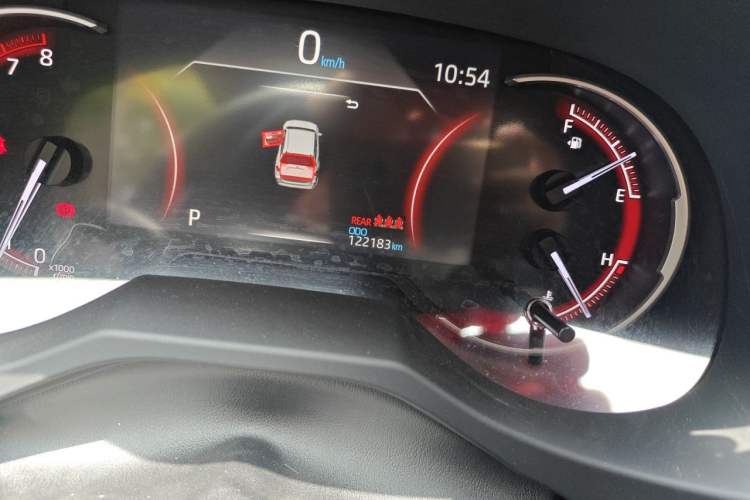 Used Toyota RAV4 2022 2.0L CVT Two-Wheel Drive Fashion Plus Edition Odometer Close Up