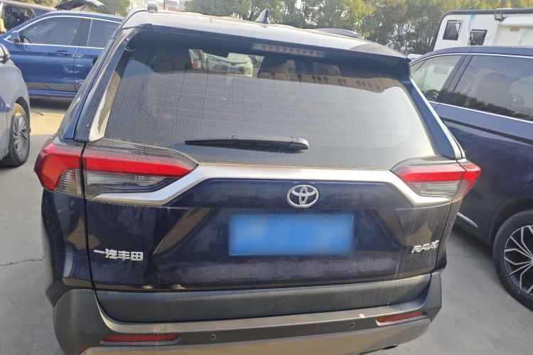 Used Toyota RAV4 2022 2.0L CVT Two-Wheel Drive Prestige Edition Rear