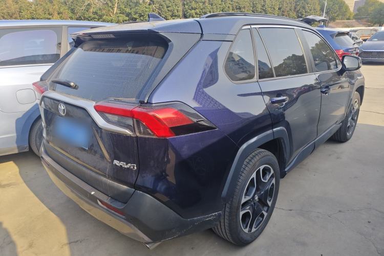 Used Toyota RAV4 2022 2.0L CVT Two-Wheel Drive Prestige Edition Rear Right 45 Deg