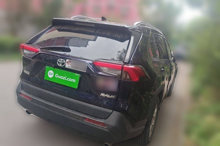 Used Toyota RAV4 2022 2.0L CVT Two-Wheel Drive Urban Edition Rear Right 45 Deg
