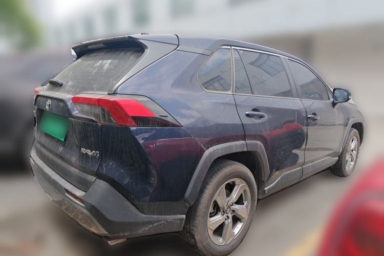 Used Toyota RAV4 2022 2.0L CVT Two-Wheel Drive Fashion Plus Edition Rear Right 45 Deg