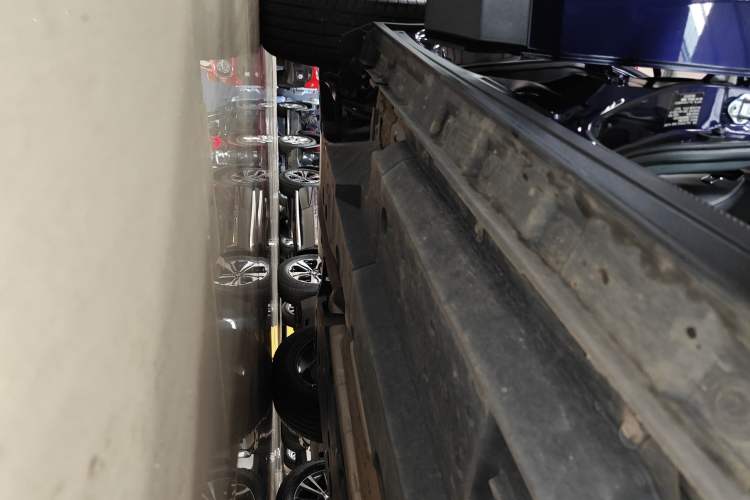 Used Toyota RAV4 2022 2.0L CVT Two-Wheel Drive Fashion Plus Edition Right Side Sill