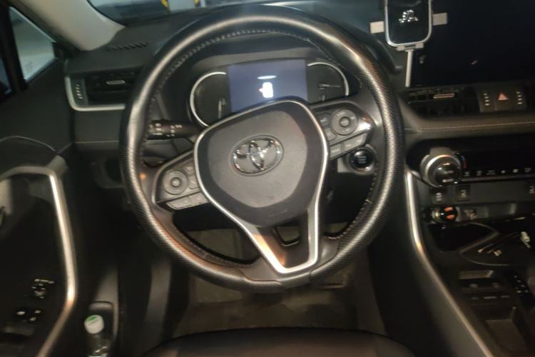 Used Toyota RAV4 2022 2.0L CVT Two-Wheel Drive Fashion Plus Edition Steering Wheel