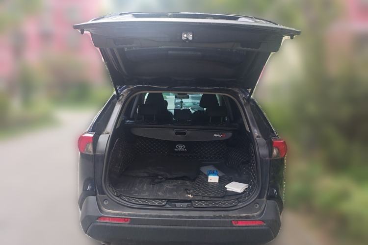 Used Toyota RAV4 2022 2.0L CVT Two-Wheel Drive Urban Edition Trunk