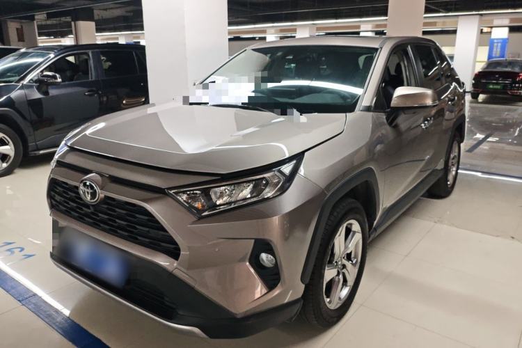 Used Toyota RAV4 2022 2.0L CVT Two-Wheel Drive Fashion Plus Edition Guazi used car, China used car export, Used car for sale, Used  cars, Cheapest cars for sale