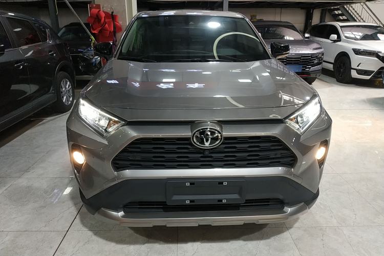 Used Toyota RAV4 2022 2.0L CVT 4x4 Style Plus Edition Front