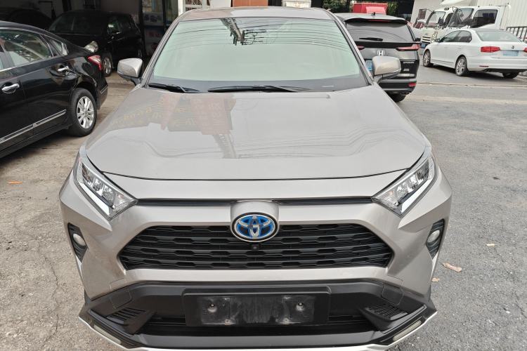 Used Toyota RAV4 2022 Dual-Engine 2.5L E-CVT Two-Wheel Drive Elite Edition Front