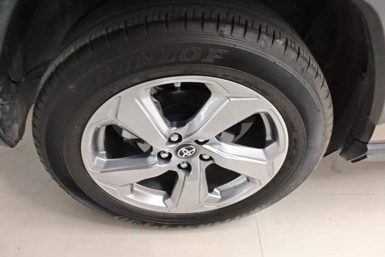 Used Toyota RAV4 2022 2.0L CVT Two-Wheel Drive Fashion Plus Edition Right Rear Wheel Hub