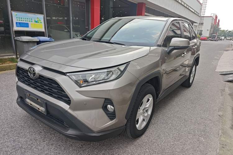 Used Toyota RAV4 2022 2.0L CVT Two-Wheel Drive Urban Edition Guazi used car, China used car export, Used car for sale, Used  cars, Cheapest cars for sale