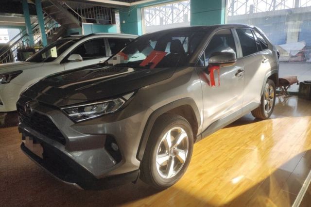 Used Toyota RAV4 2022 2.0L CVT Two-Wheel Drive Fashion Plus Edition