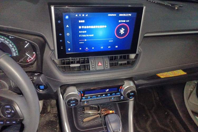 Used Toyota RAV4 2022 2.0L CVT Two-Wheel Drive Fashion Plus Edition Audio And AC Panel